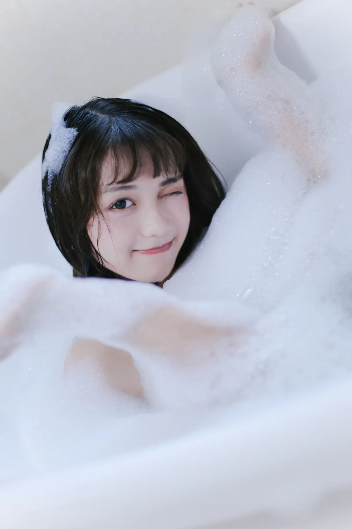 [YITUYU] 2022.08.25 Vol.1788 – Milk Bubble Bath a fish tail#[27P]-20